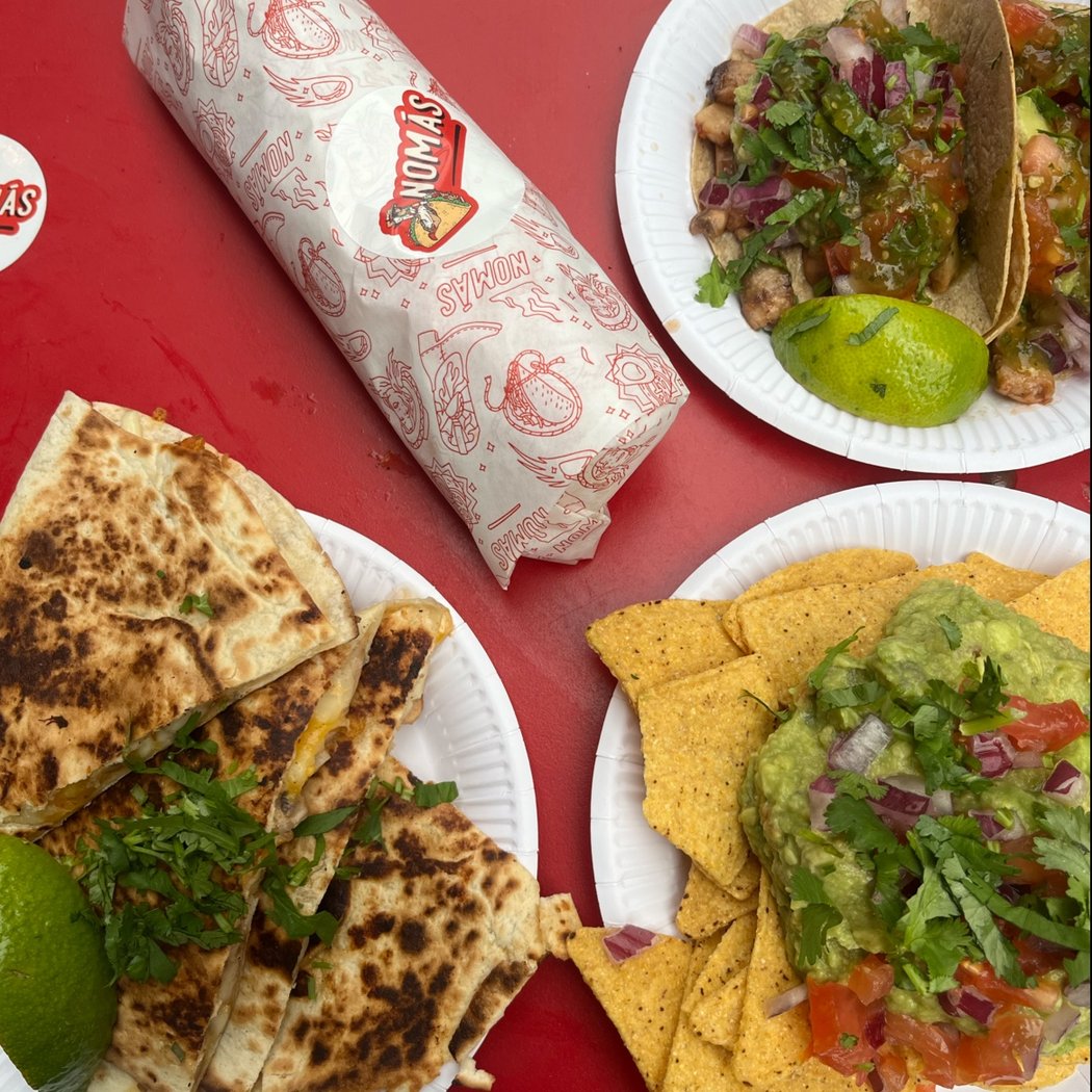 Nomás Paris 2 - Mexican Street Food 3